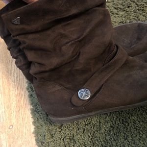 Roxy boots